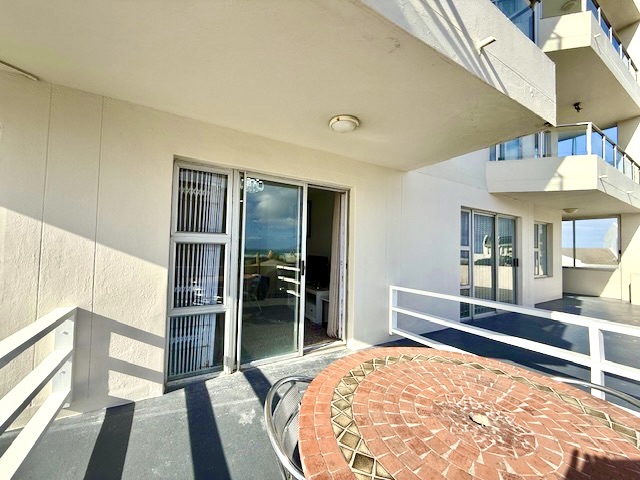1 Bedroom Property for Sale in Waves Edge Western Cape